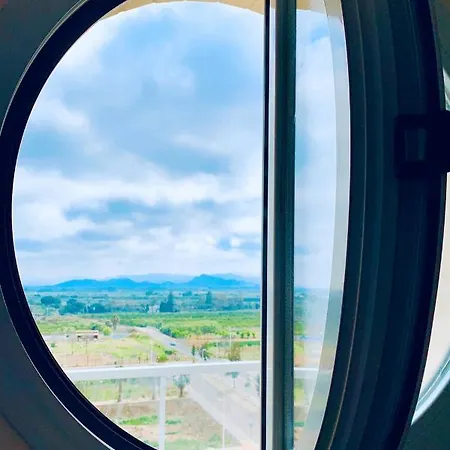 Bluehat Moncofa شقة *